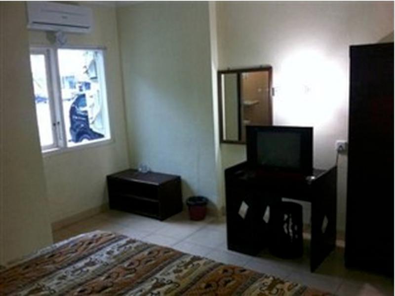 Queen Star Hotel Ngingas Luaran gambar